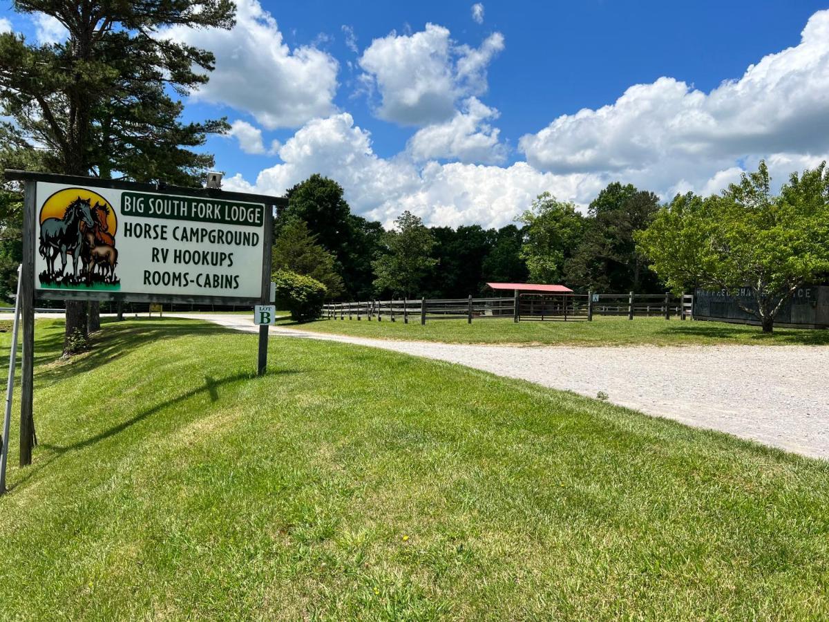 Big South Fork Lodge Jamestown Экстерьер фото